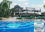 The American Club thumb 10